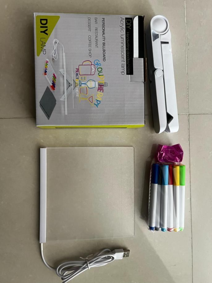 ✨ GlowWrite™ 3D LED Acrylic Message Board with 12 Pens ✨